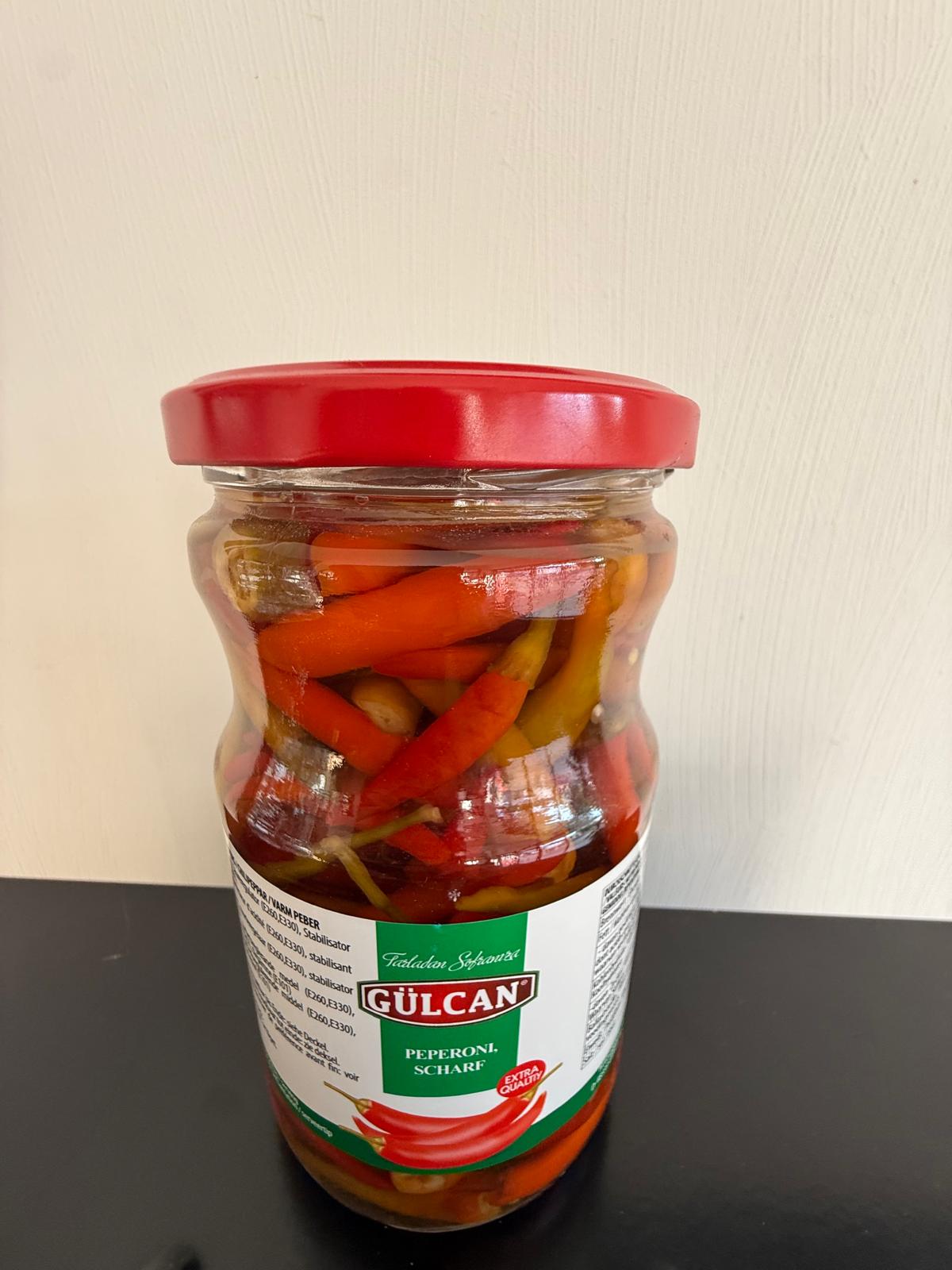 Peperoni scharf im Glas 680 ml